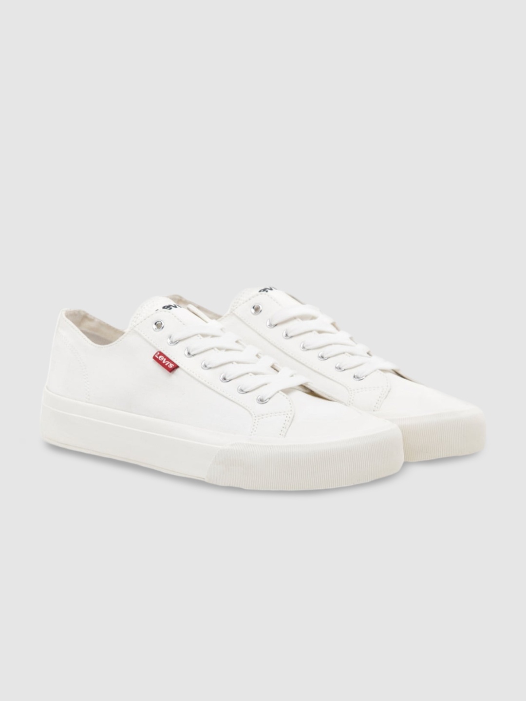 

Levis Men Canvas Comfort Insole Basics Sneakers, White