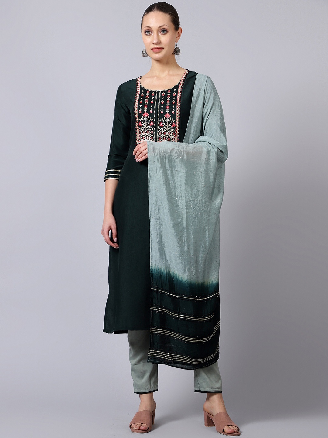 

TIEXA Floral Yoke Design Thread Work Kurta With Trousers & Dupatta, Green
