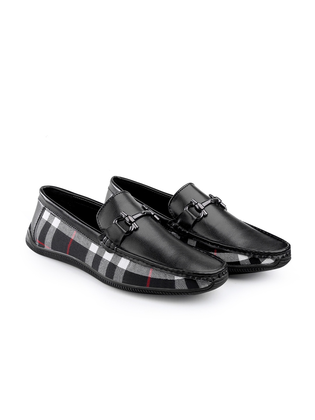 

Bxxy Men Slip On Printed Loafers, Black