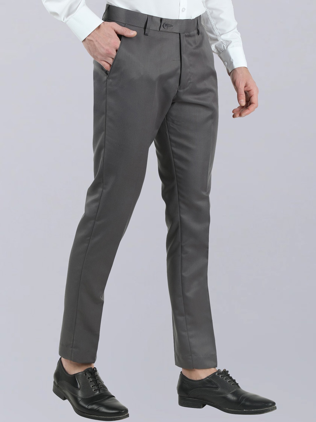 

VEI SASTRE Men Mid-Rise plain Smart Slim Fit Formal Trousers, Grey