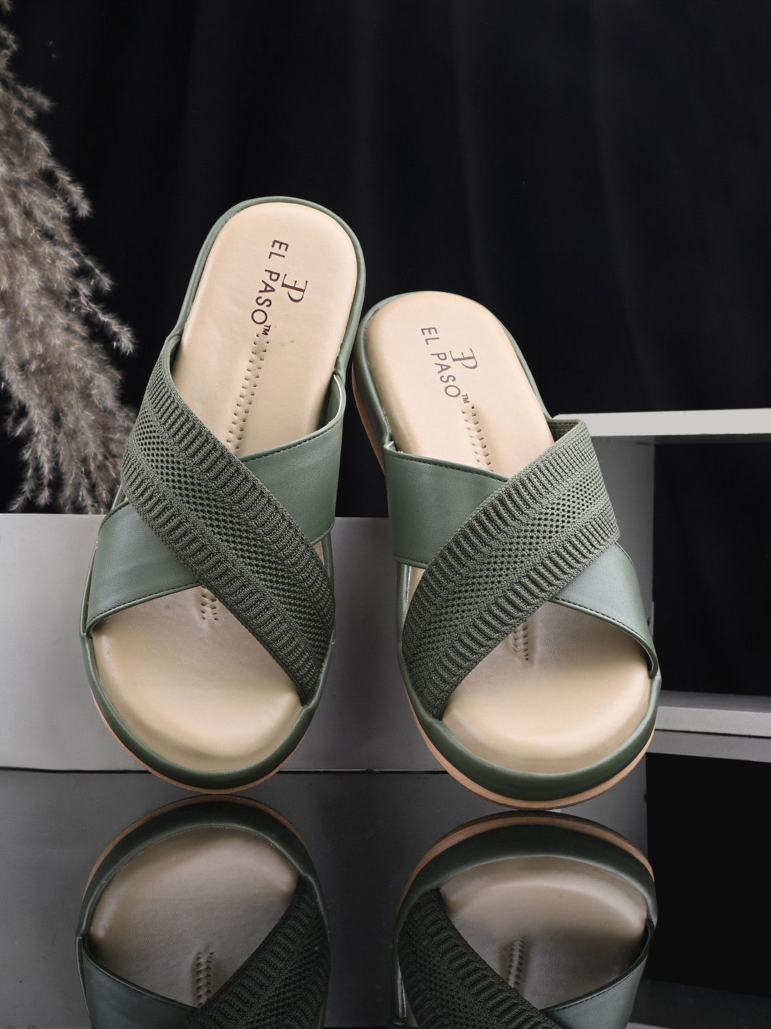 

El Paso Women Woven Design Open Toe Flats, Green