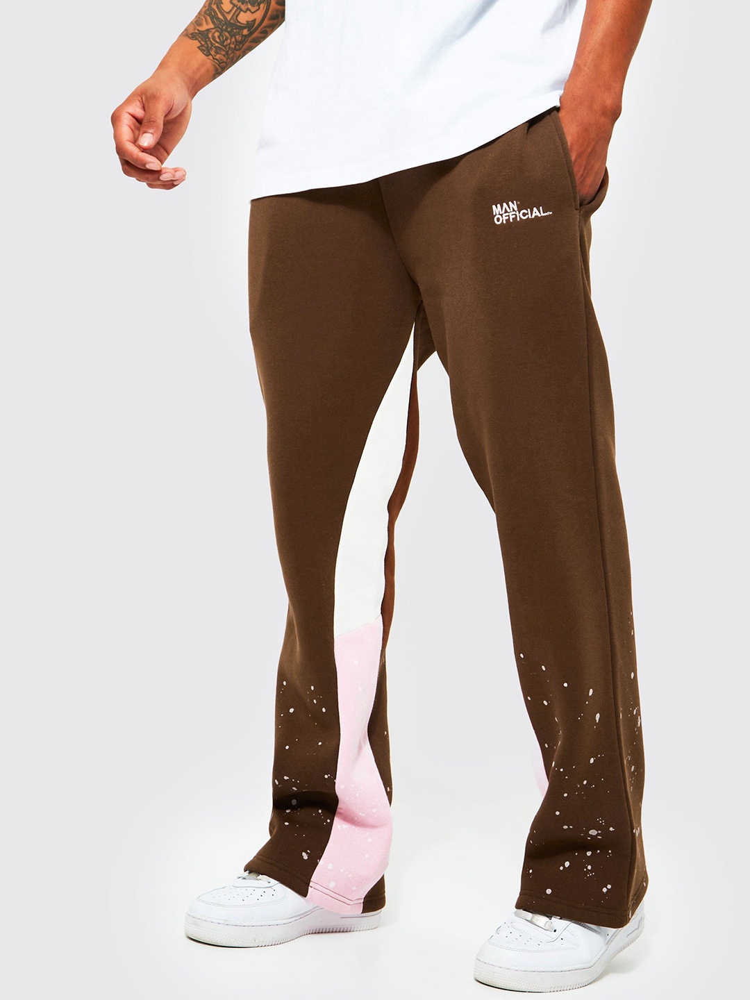 

boohooMAN Pure Cotton Fleece Gusset Track Pants With Paint Splatter, Brown