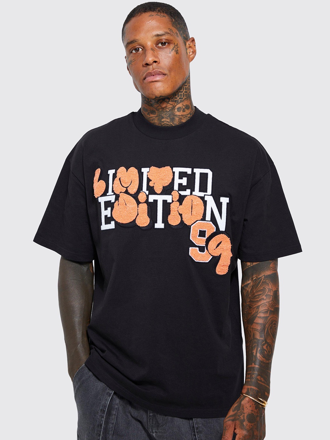 

boohooMAN Drop-Shoulder Pure Cotton Limited Edition Puff Applique Oversized T-shirt, Black