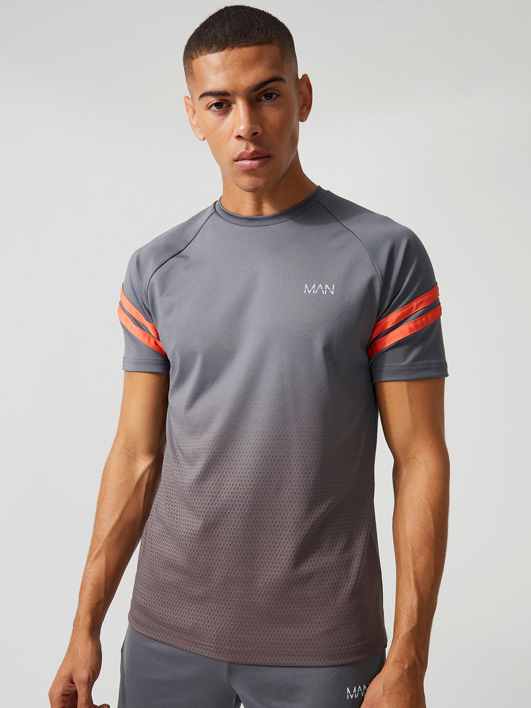 

boohooMAN Active Training Printed T-shirt, Grey
