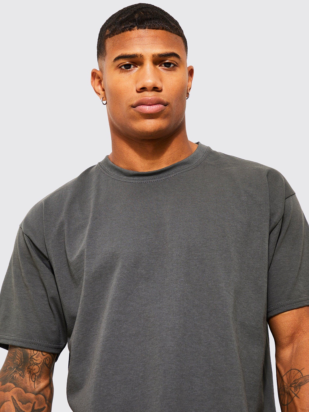 

boohooMAN Typography Printed Drop-Shoulder Sleeves Pure Cotton T-shirt, Charcoal