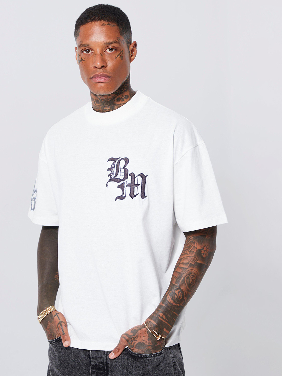 

boohooMAN Oversized Pure Cotton Applique T-shirt, White