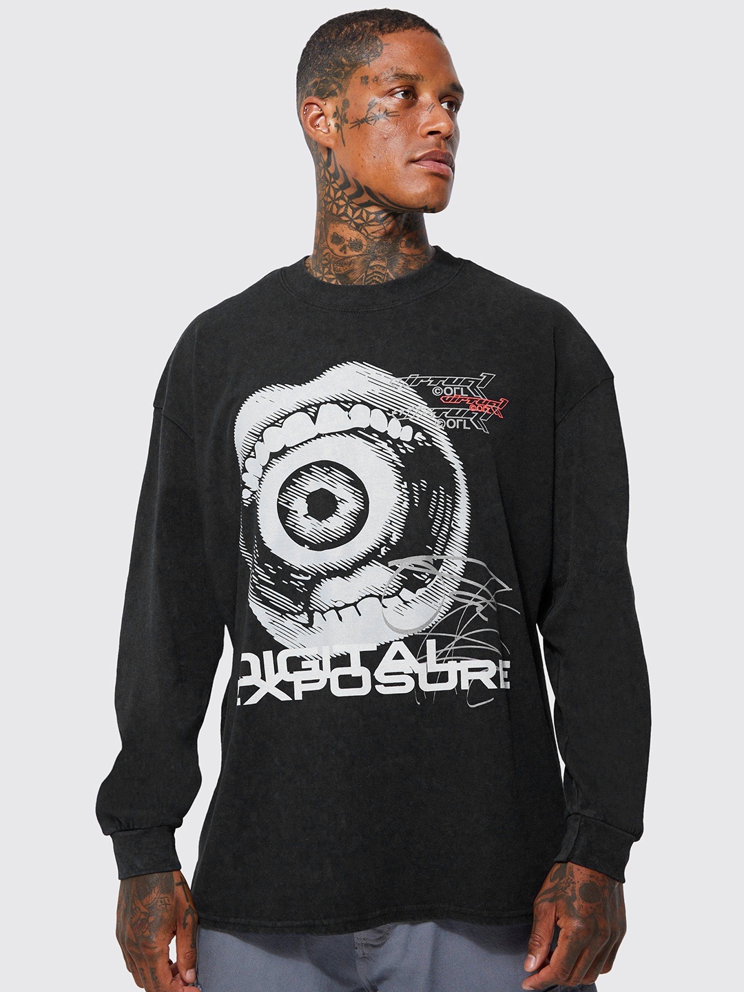 

boohooMAN Graphic Printed Drop-Shoulder Sleeves Oversized T-shirt, Black