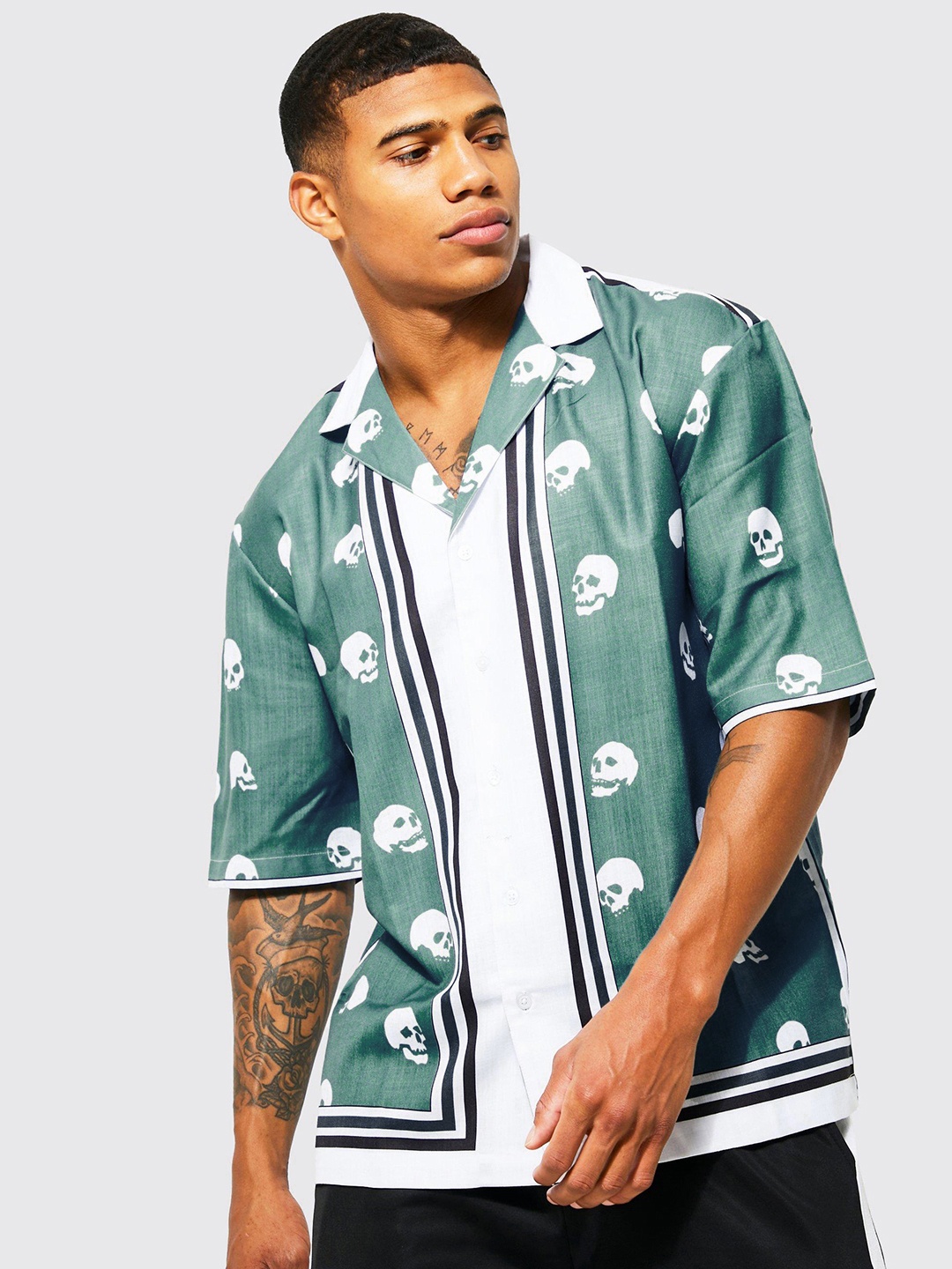 

boohooMAN Skull Print Casual Shirt, Green