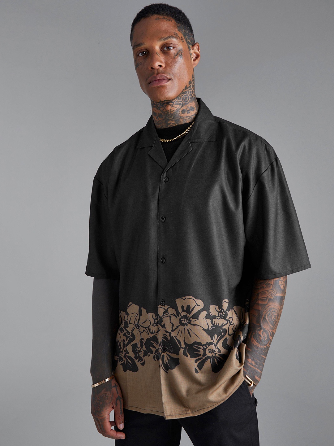 

boohooMAN Floral Print Oversized Shirt, Black