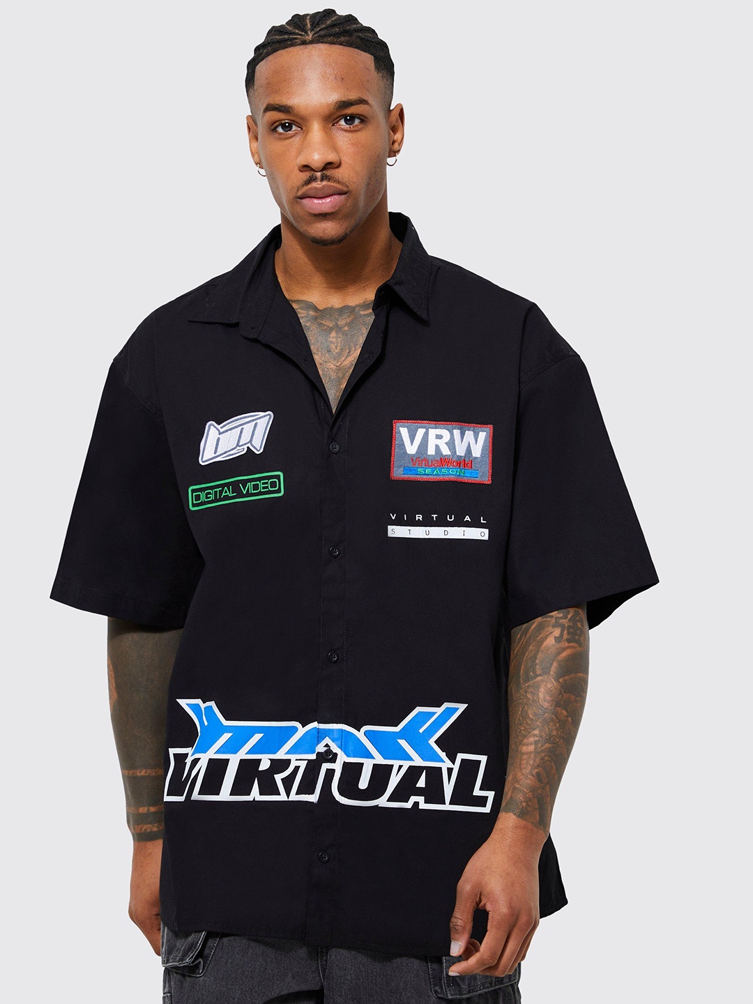 

boohooMAN Cotton Printed Twill Applique Badge Oversized Shirt, Black
