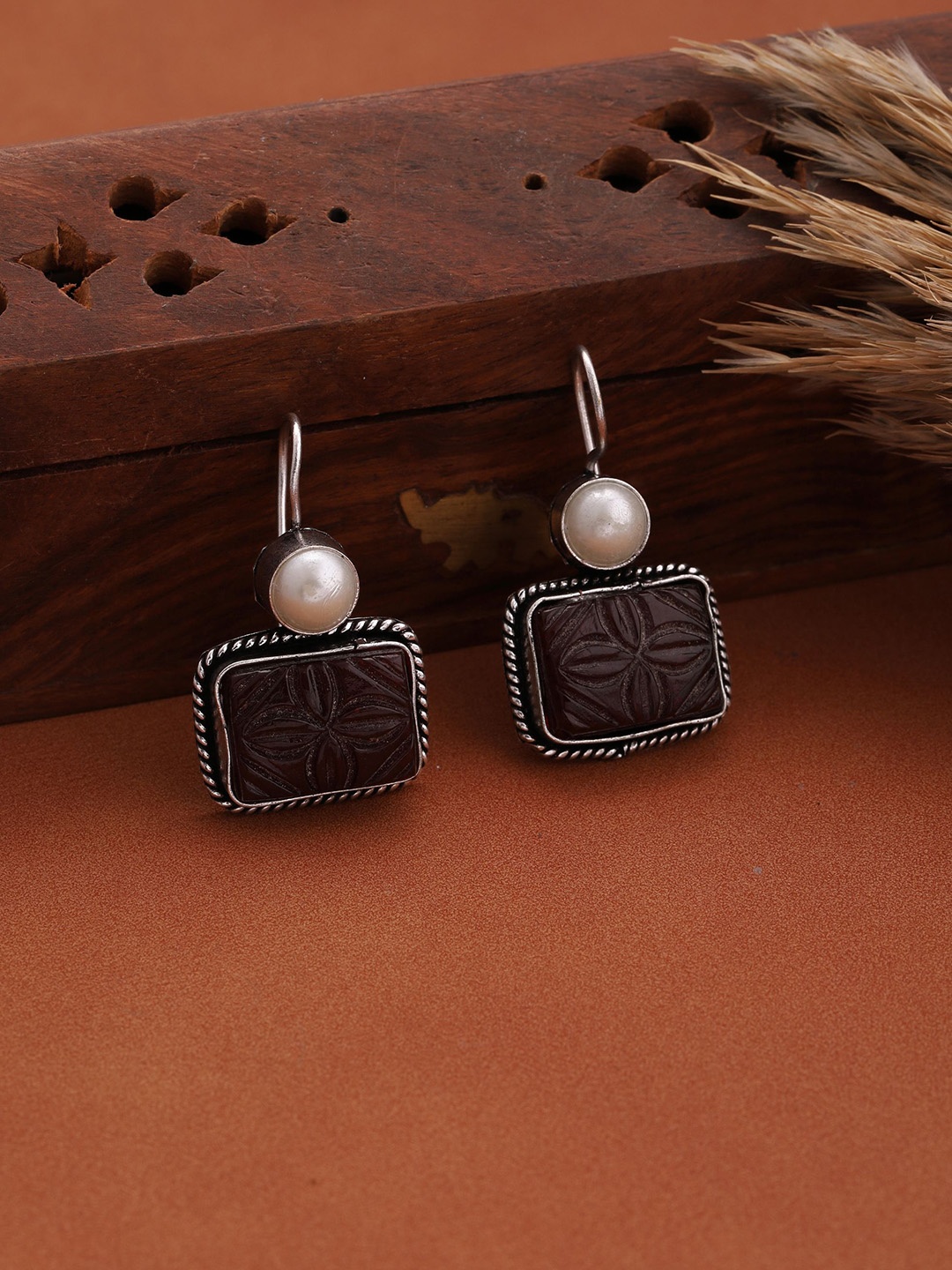 

Vita Bella Silver-Plated Oxidized Contemporary Drop Earrings, Red