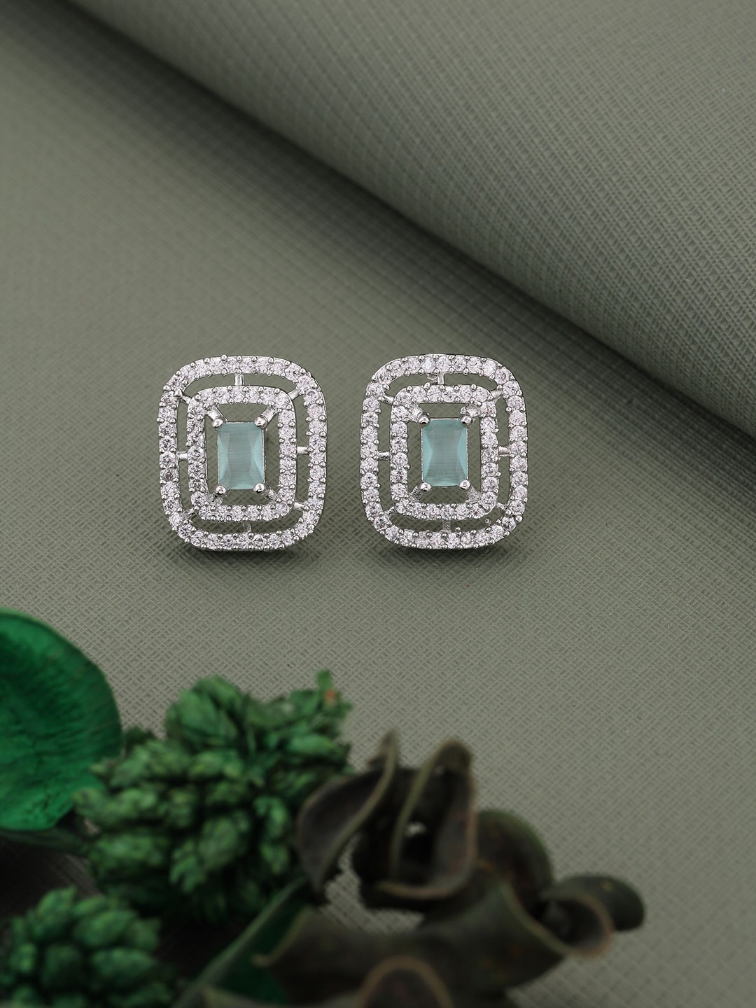 

Vita Bella Silver-Plated Contemporary Studs Earrings, Blue