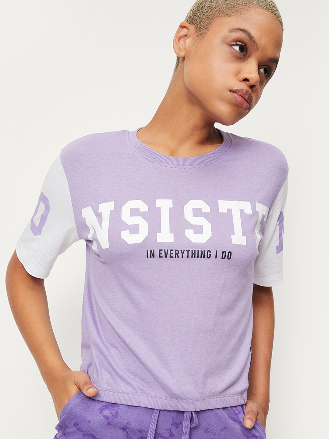 

max Typography Printed T-shirt, Lavender