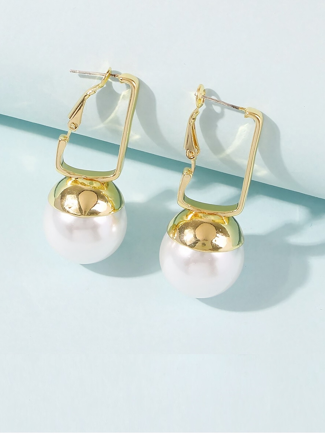 

AVANT-GARDE PARIS Gold-Plated Contemporary Hoop Earrings