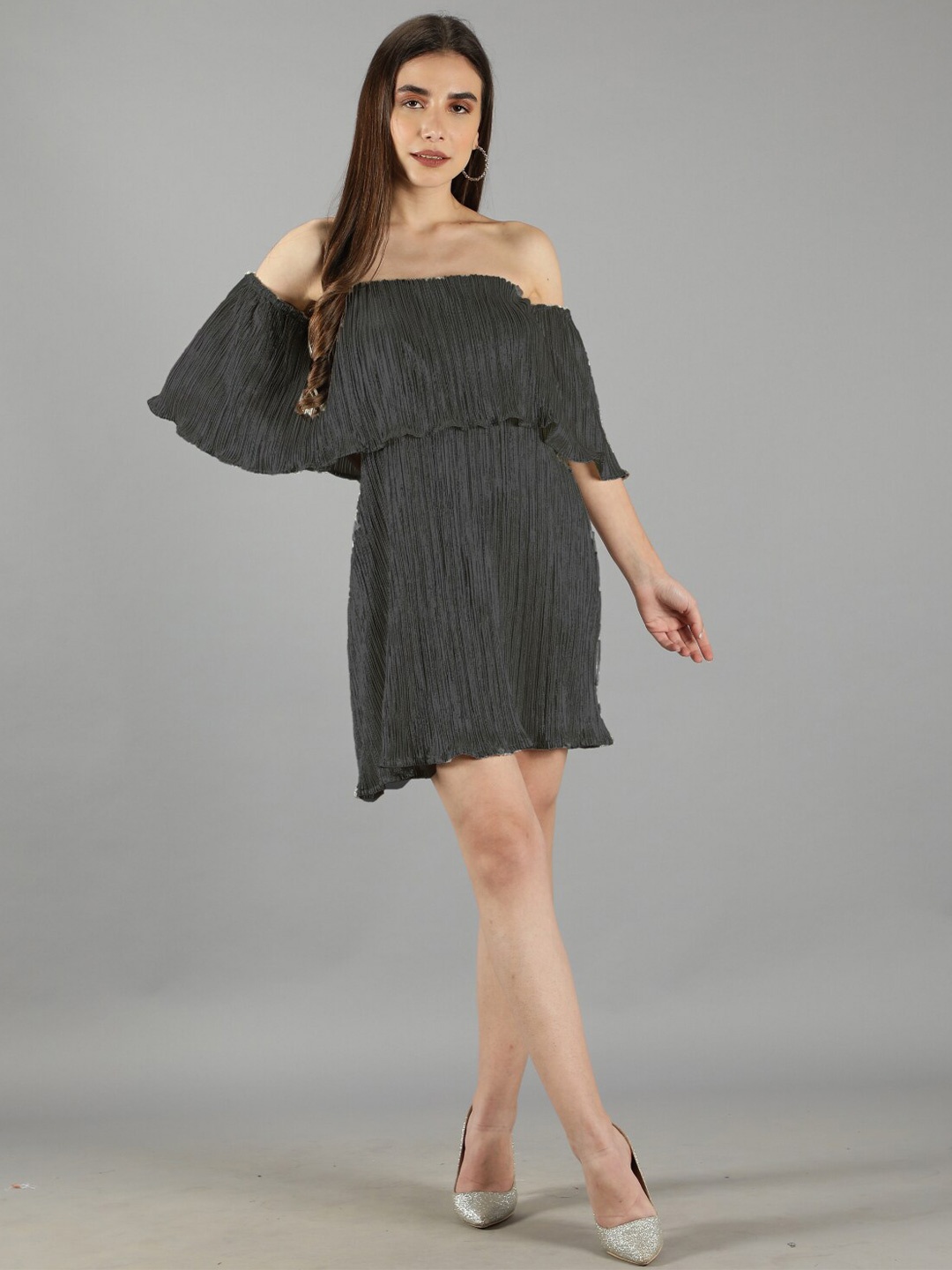 

Svelte Couture Off-Shoulder Accordion Pleats Flared Sleeves A-Line Dress, Black