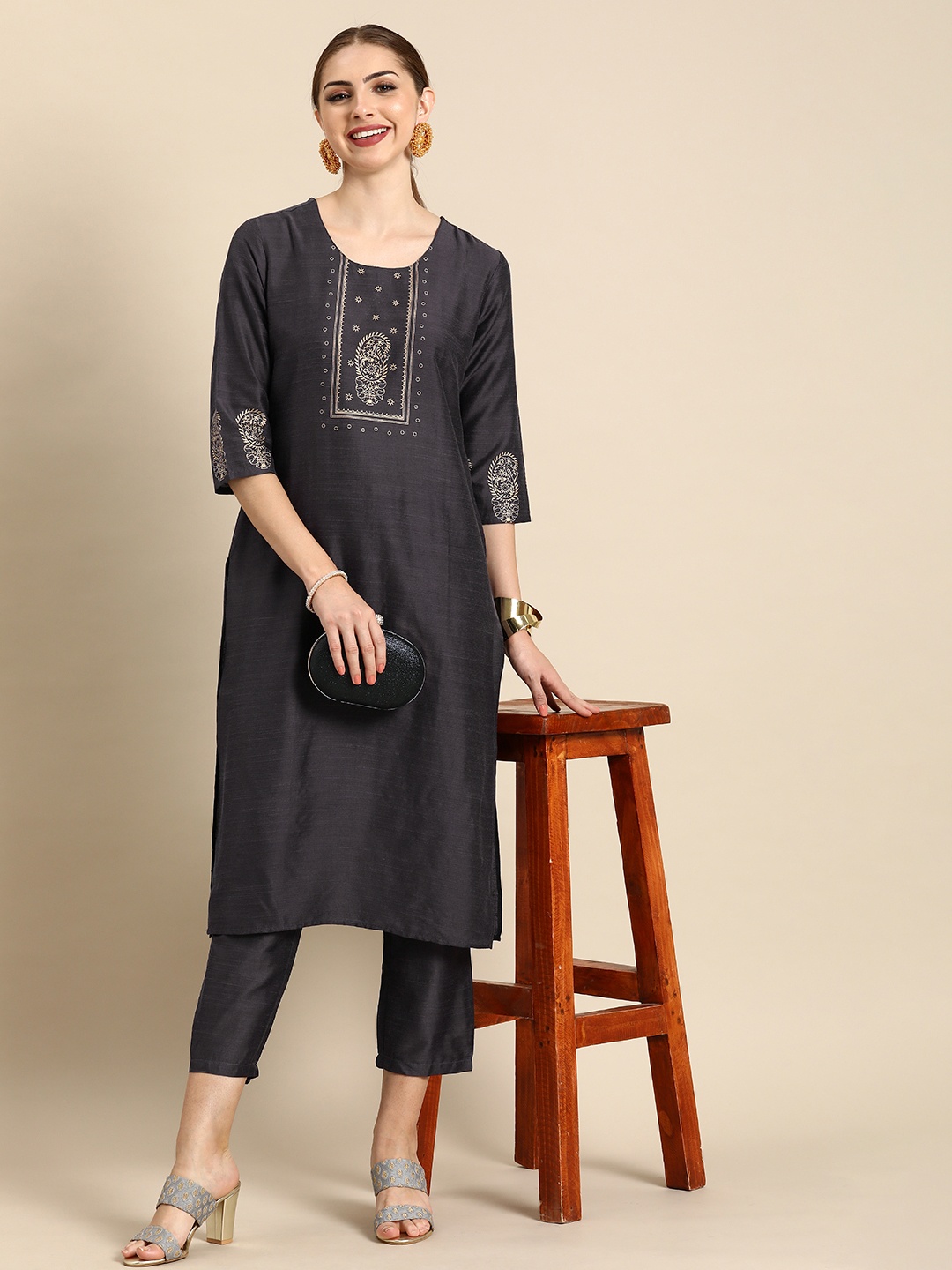 

Anouk Ethnic Motifs Foil Printed Regular Kurta With Trousers, Grey
