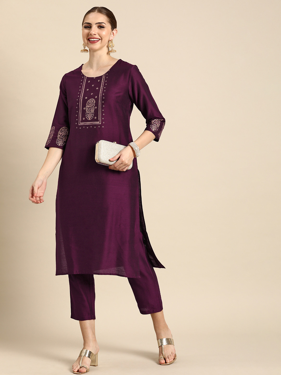 

Anouk Ethnic Motifs Foil Printed Regular Kurta With Trousers, Burgundy