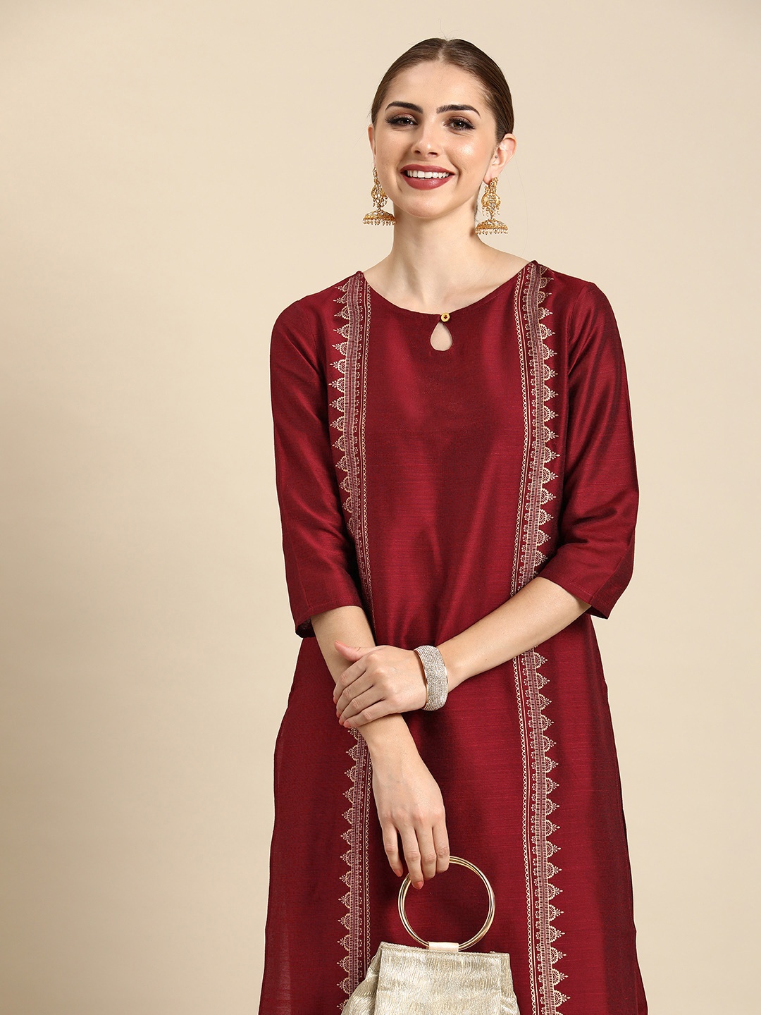 

Anouk Ethnic Motifs Foil Printed Regular Keyhole Neck Kurta With Trousers, Maroon
