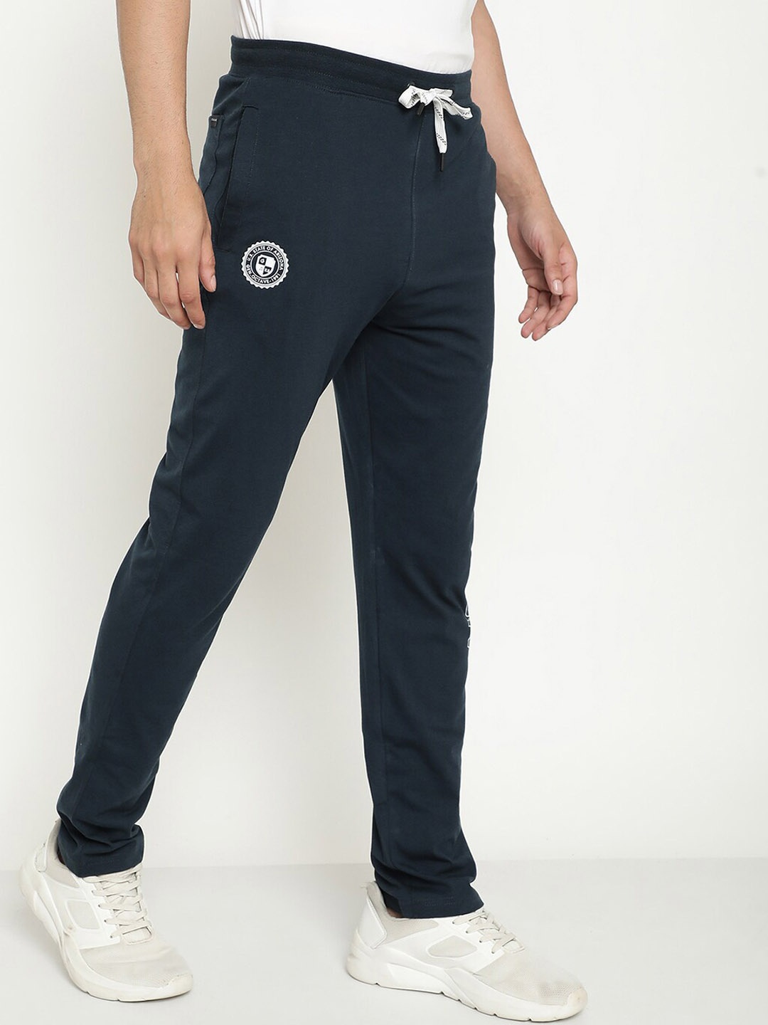 

Octave Men Regular Fit Mid-Rise Cotton Track Pants, Navy blue
