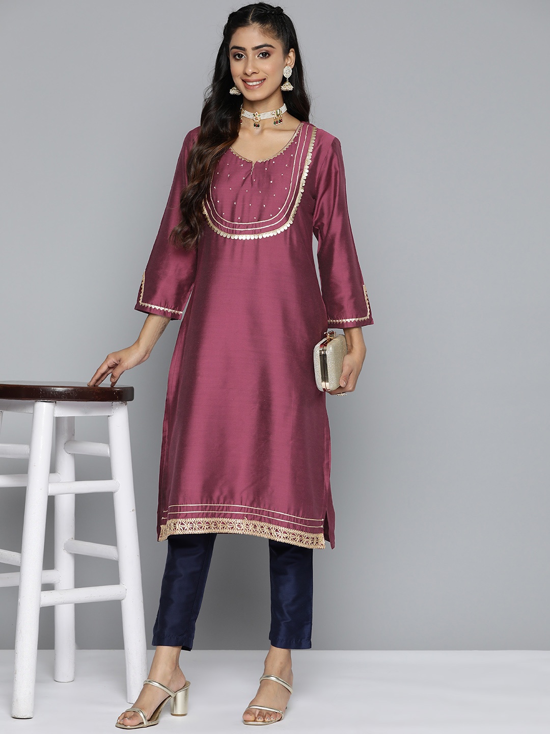 

HERE&NOW Yoke Design Sequinned Kurta, Maroon