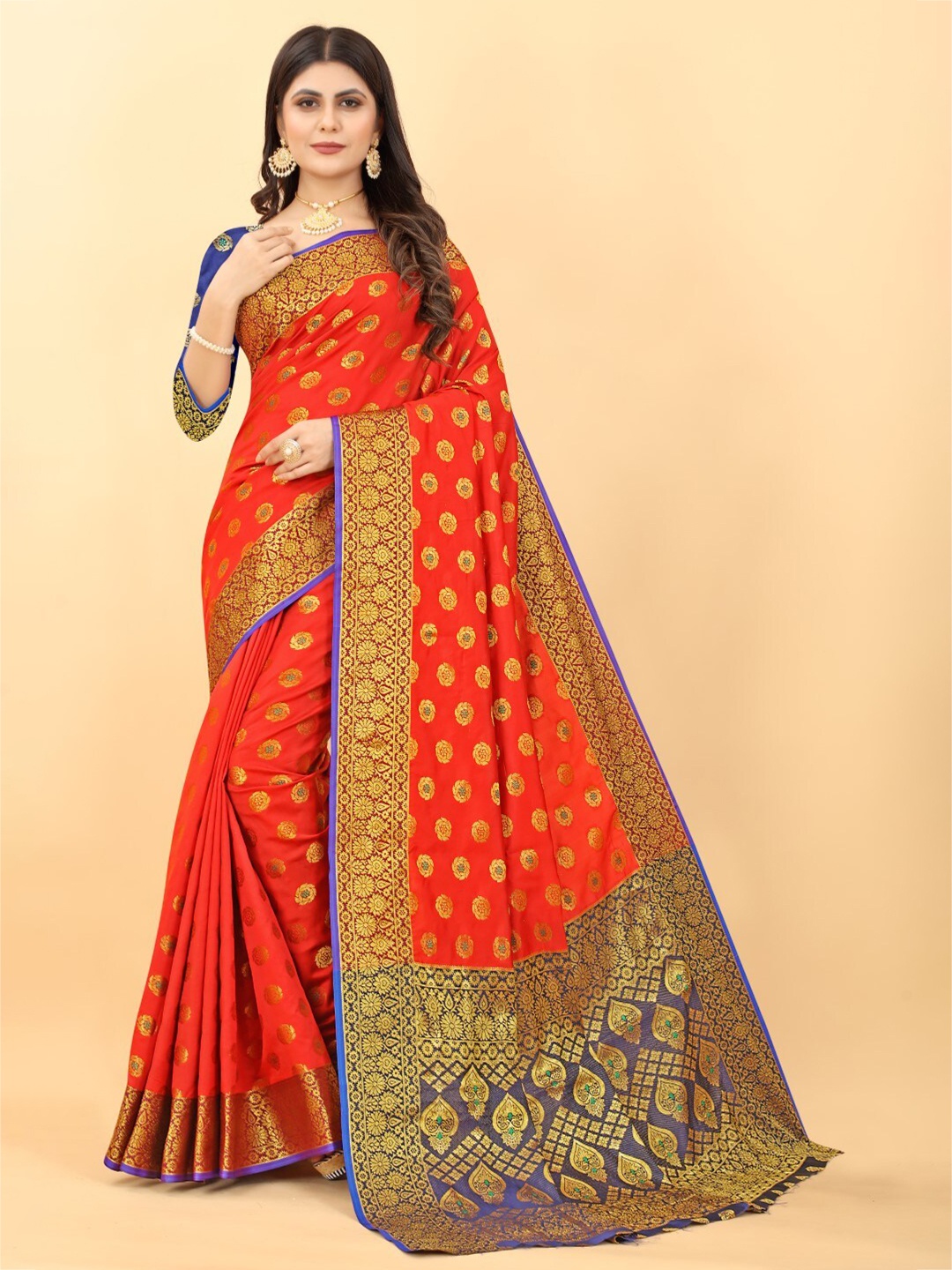 

ZEEPKART Floral Woven Design Zari Kanjeevaram Saree, Red