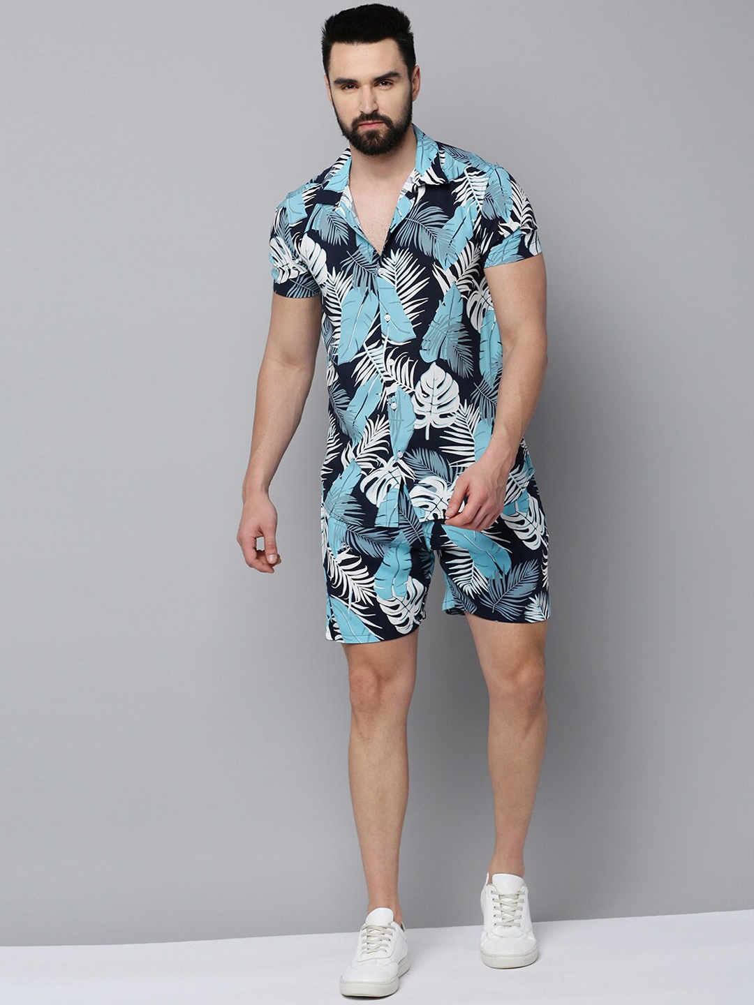

SHOWOFF Printed Cuban Collar Shirt & Short, Navy blue