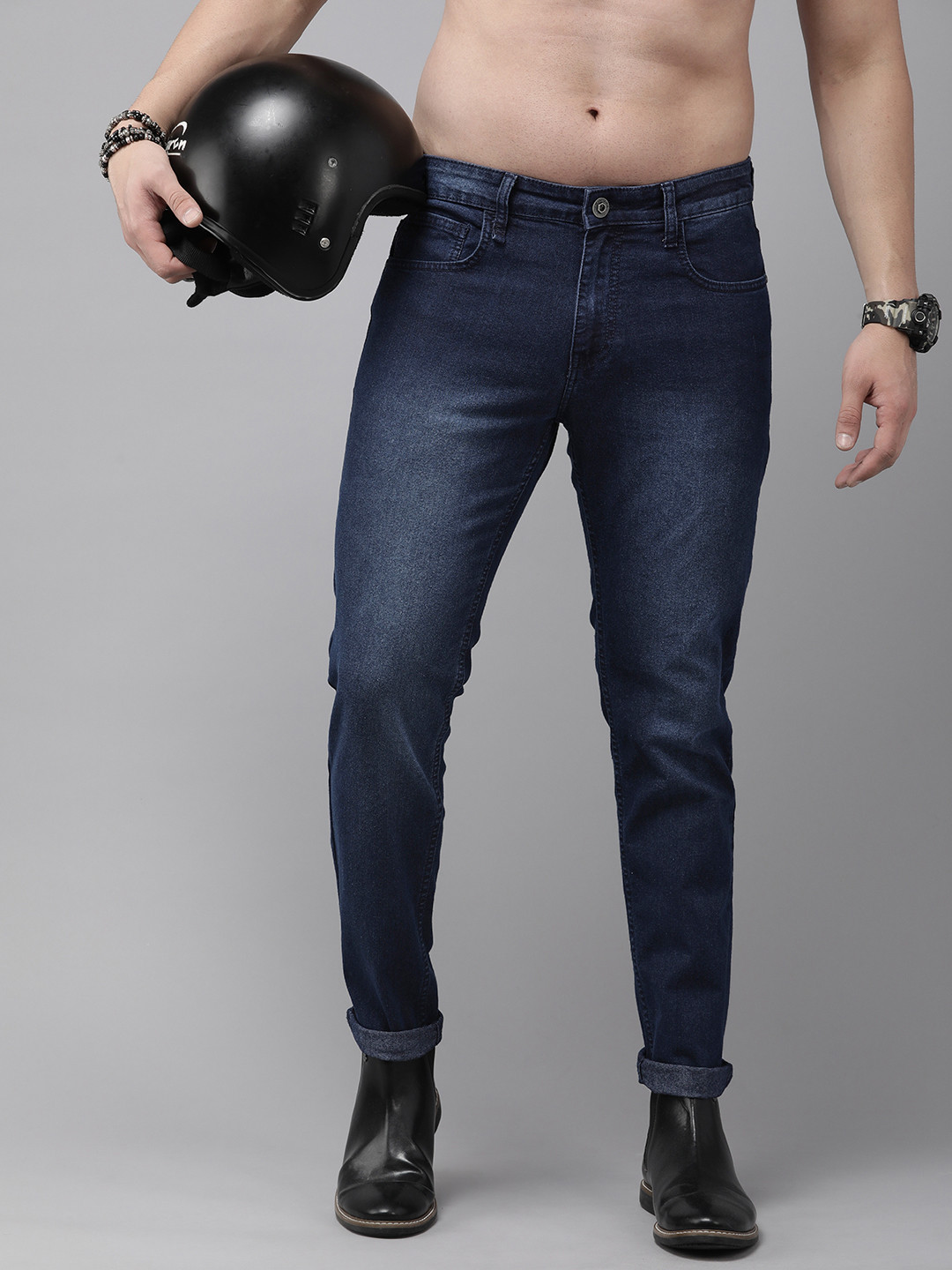 

The Roadster Lifestyle Co. Men Slim Fit Light Fade Stretchable Jeans, Blue