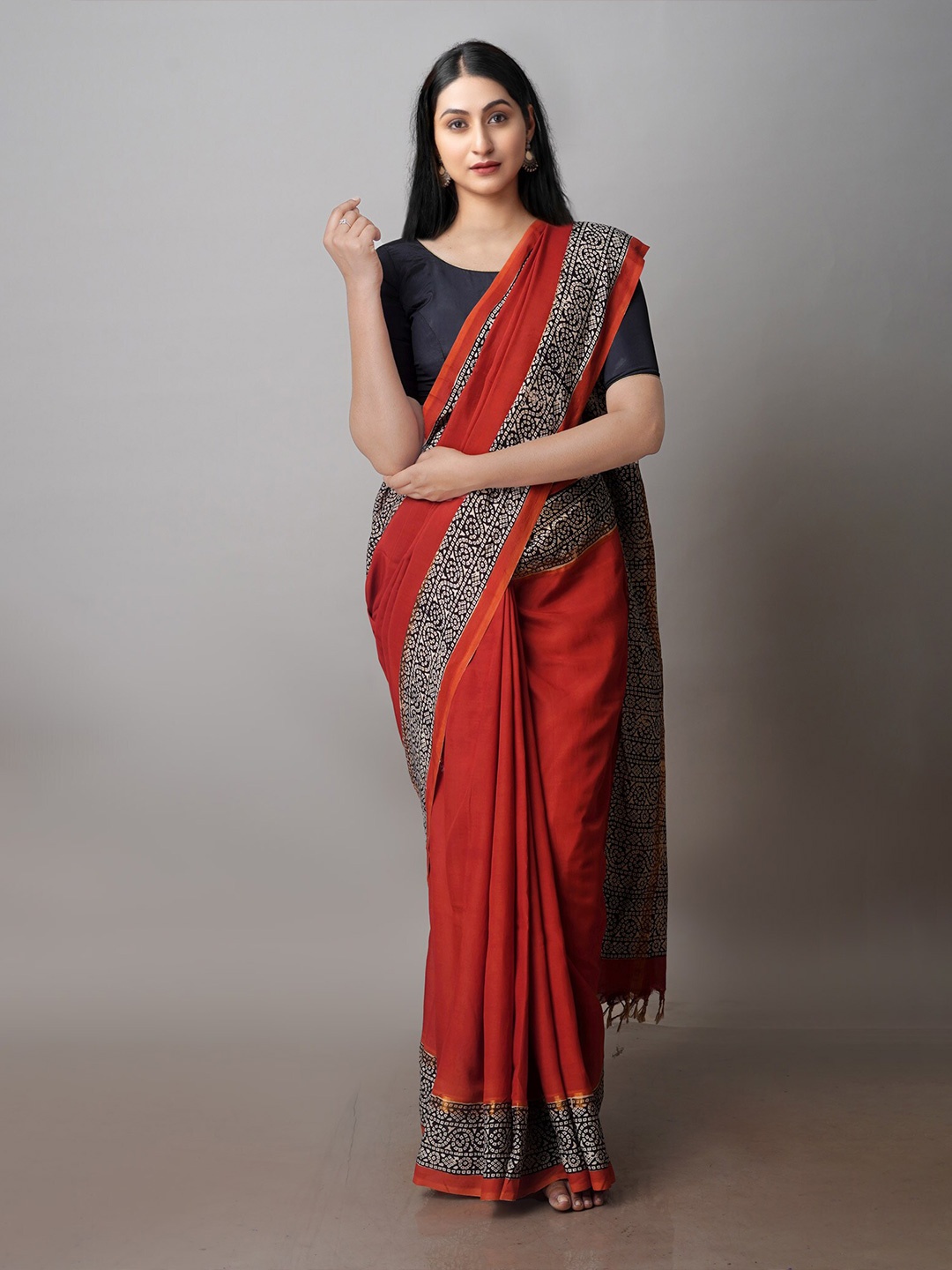 

Unnati Silks Zari Silk Blend Bagru Saree, Maroon