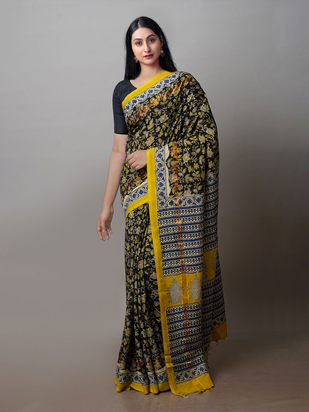 

Unnati Silks Ethnic Motifs Printed Zari Silk Blend Bagru Saree, Black