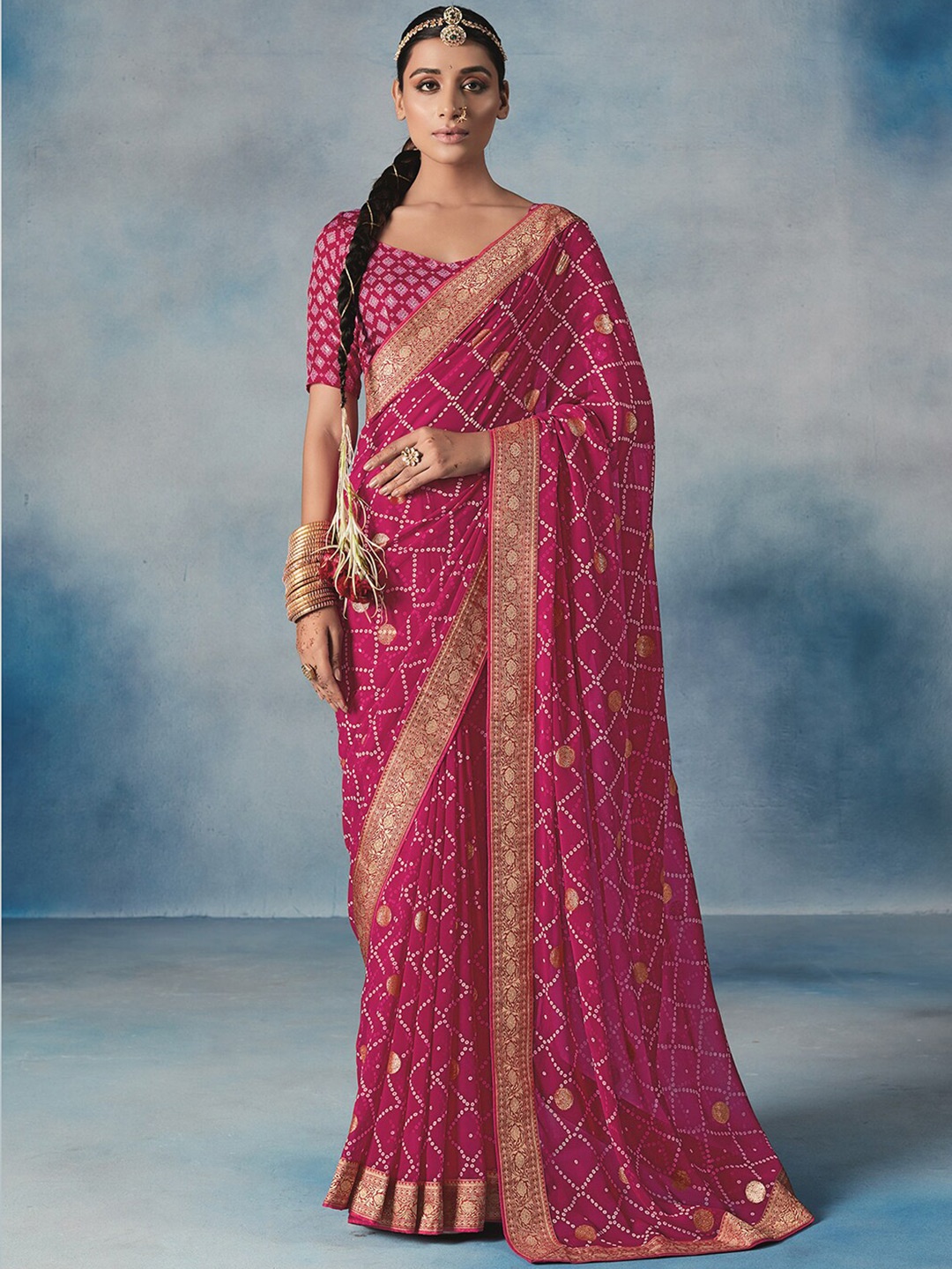 

Satrani Pink & White Bandhani Screen Printed Zari Saree