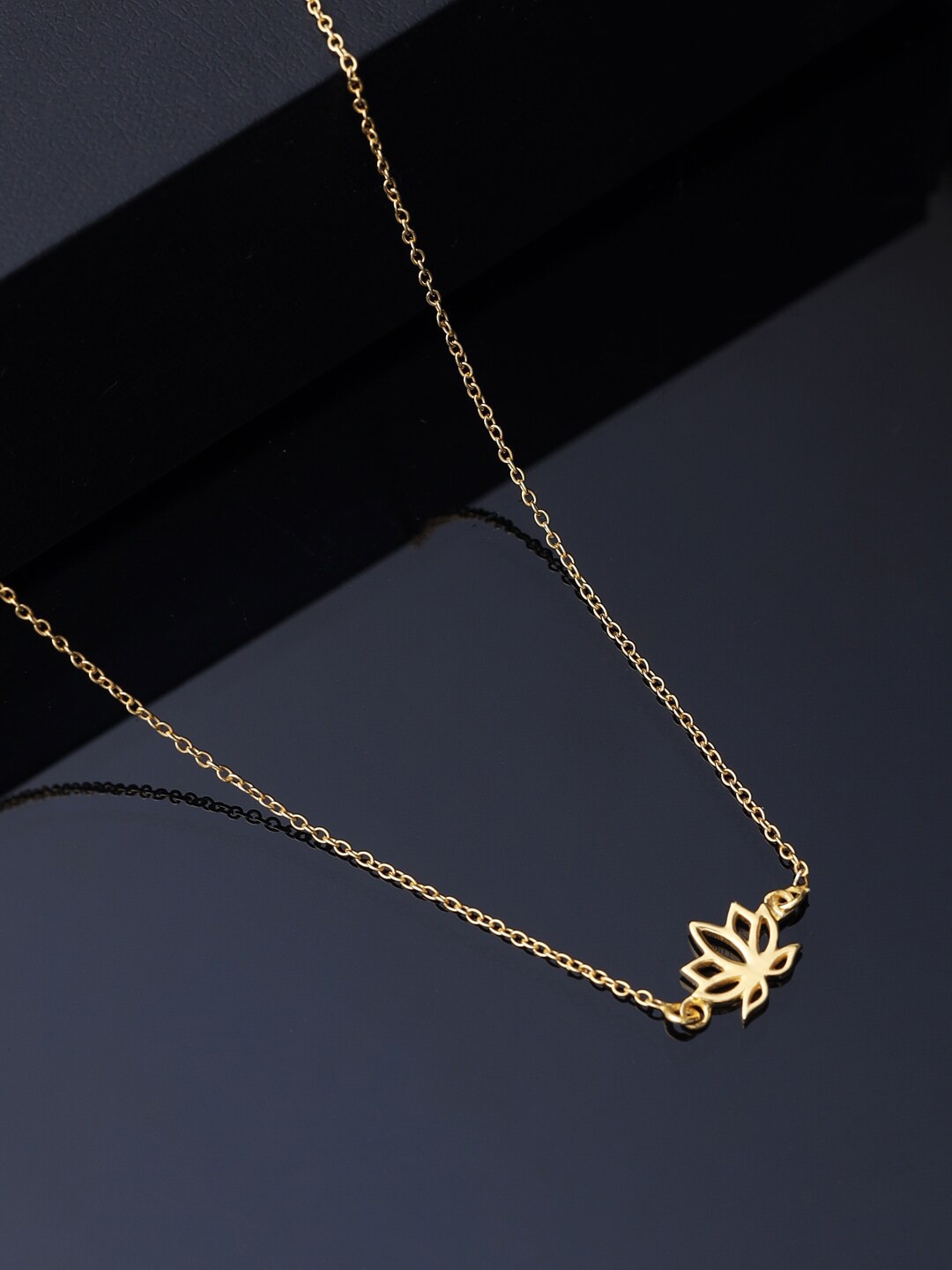 

VIRAASI 925 Sterling Silver Gold Plated Lotus Minimal Necklace