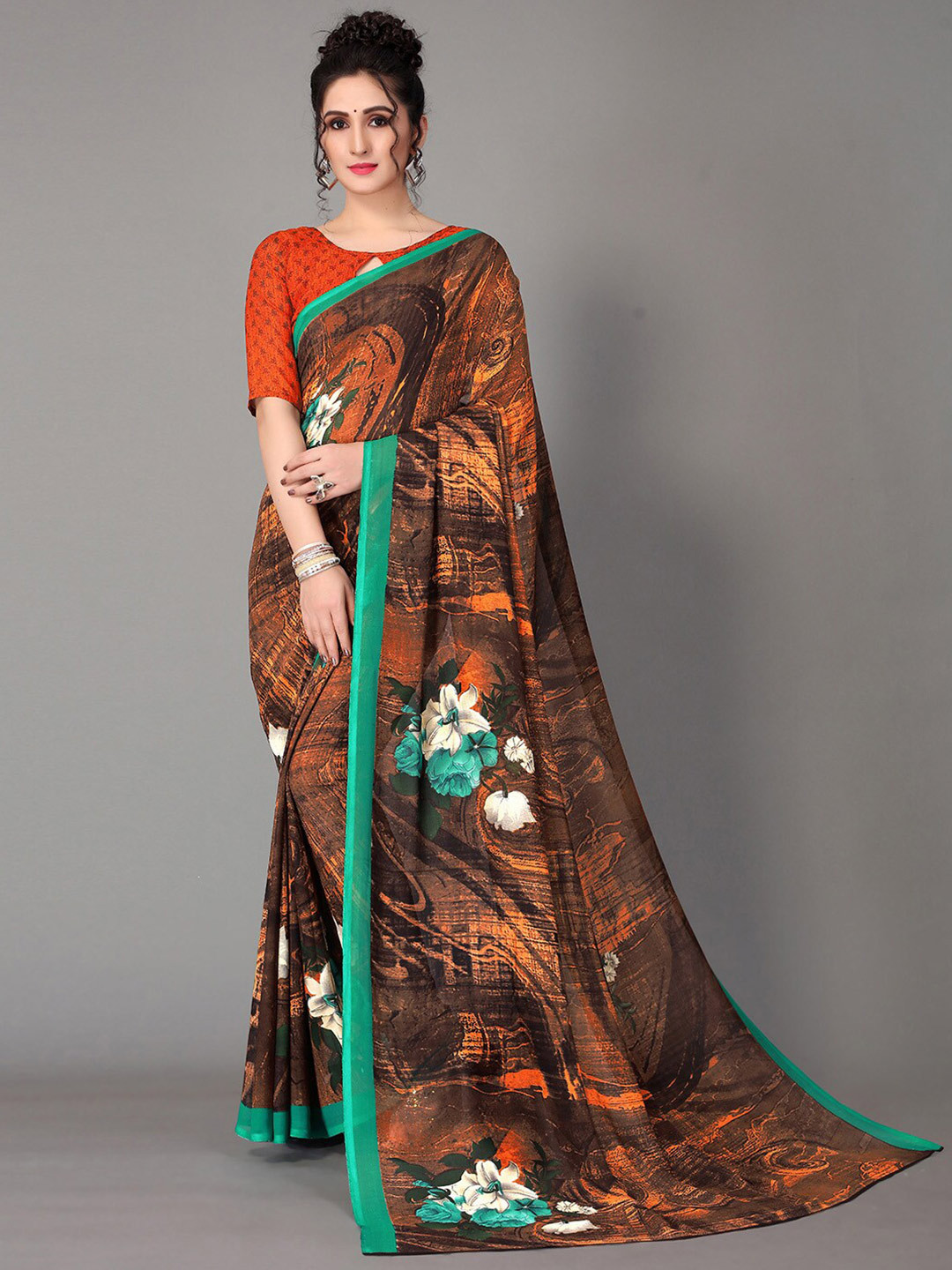 

GORGONE Floral Printed Saree, Mustard