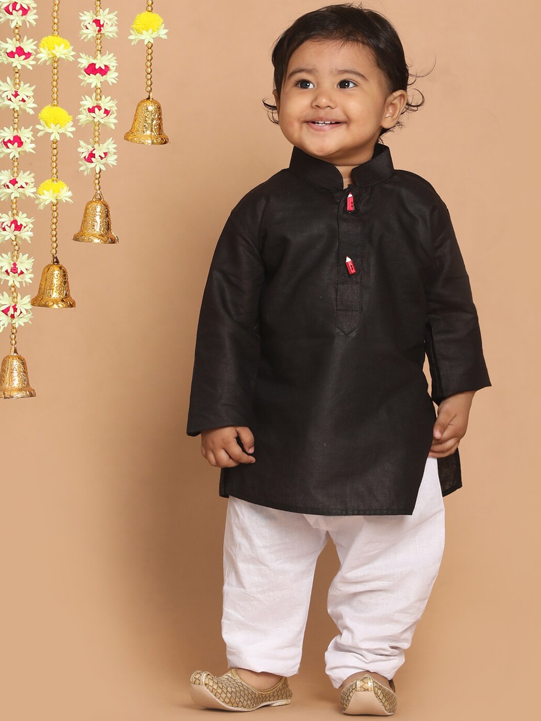 

VASTRAMAY SISHU Infant Boys Mandarin Collar Kurta, Black