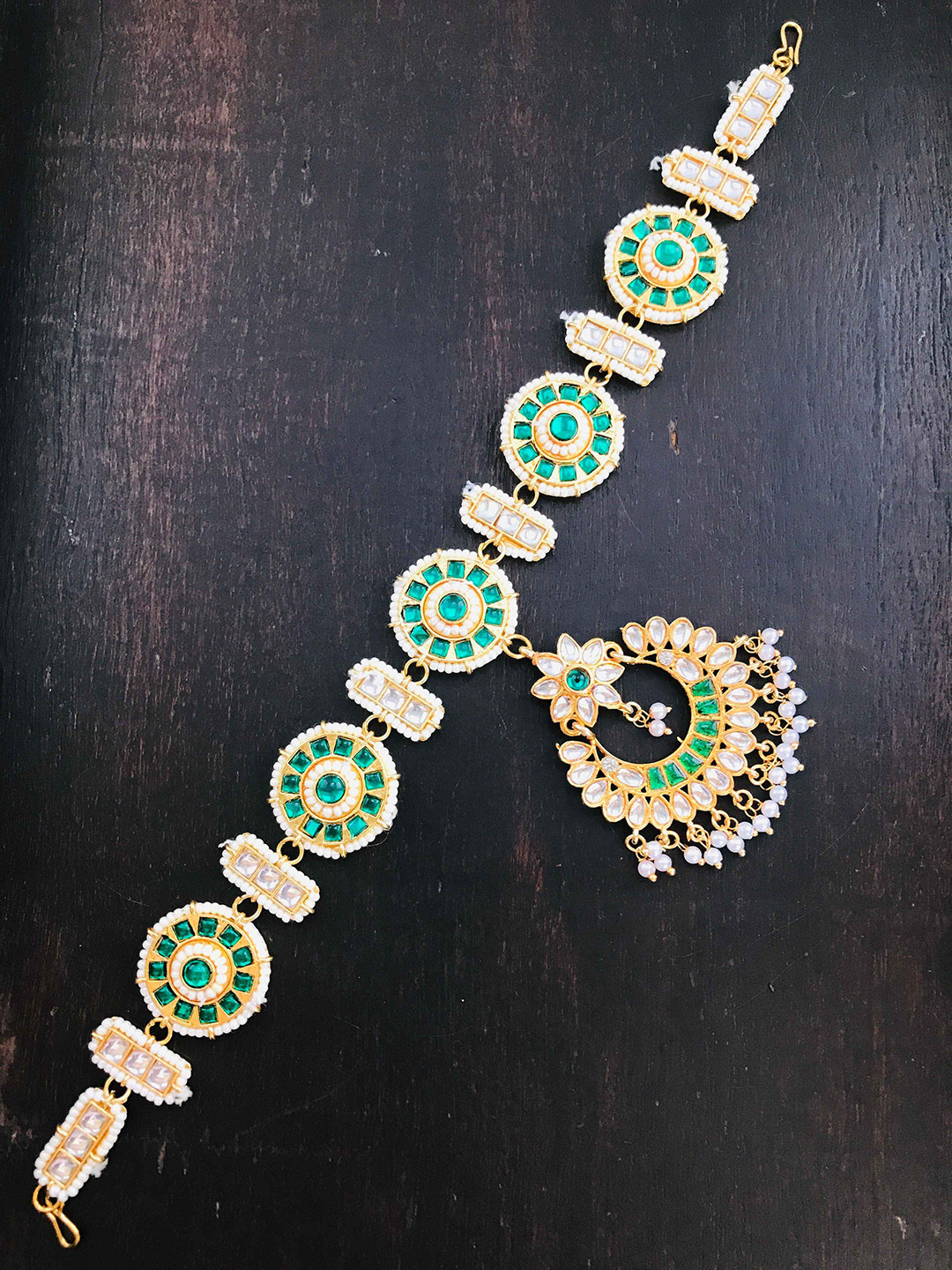 

The Opal Factory Gold-Plated Stone-Studded & Pearl Beaded Sheeshphool