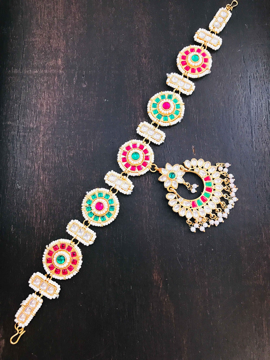 

The Opal Factory Gold-Plated Stone-Studded & Beaded Sheeshphool