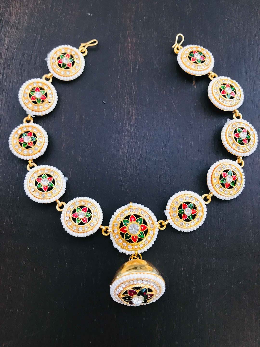 

The Opal Factory Gold-Plated Stone-Studded & Beaded Sheeshphool