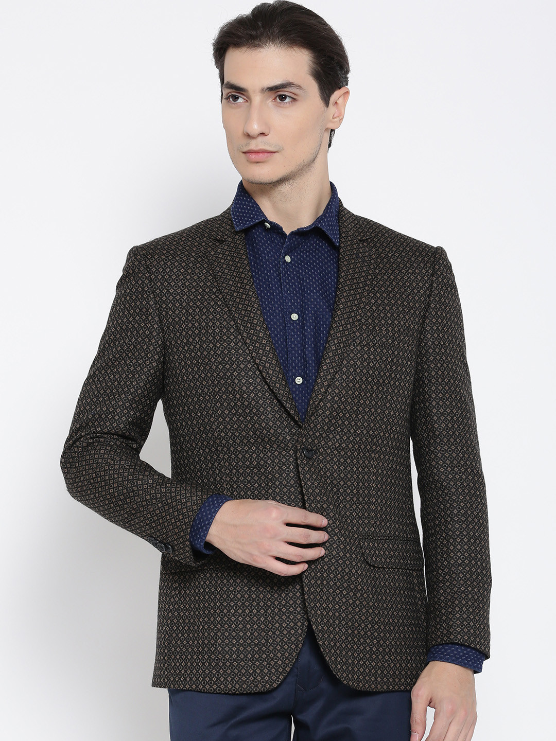 

Arrow Black And Beige Geometric Pattern Regular Fit Single-Breasted Formal Blazer