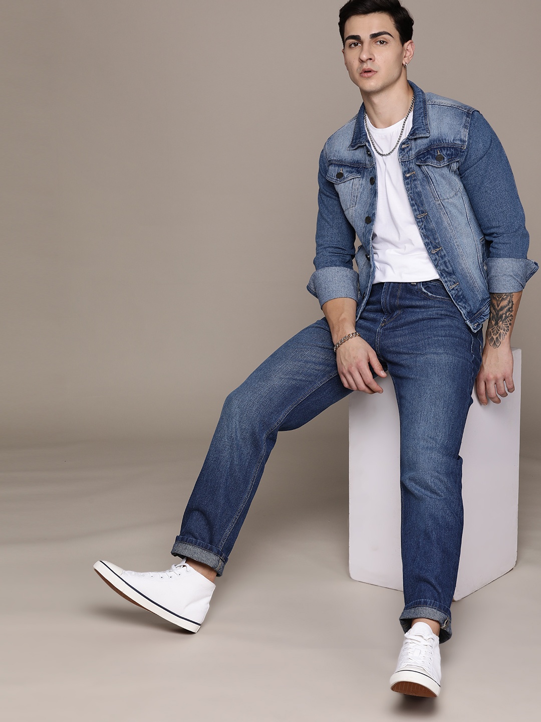 

The Roadster Lifestyle Co. Men Relaxed Fit Jeans, Navy blue