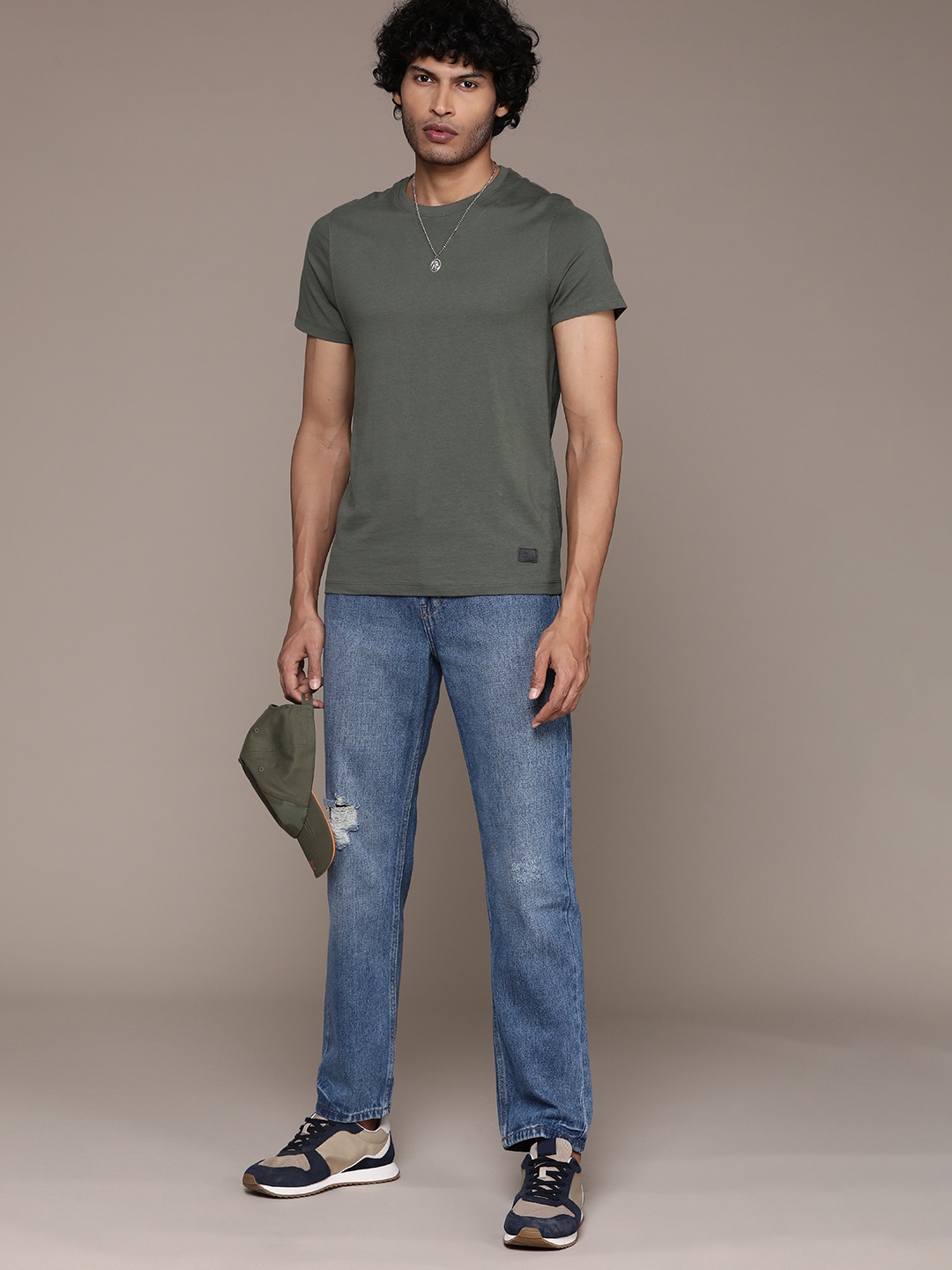 

The Roadster Lifestyle Co. Pure Cotton Low Distress Relaxed Fit Jeans, Blue