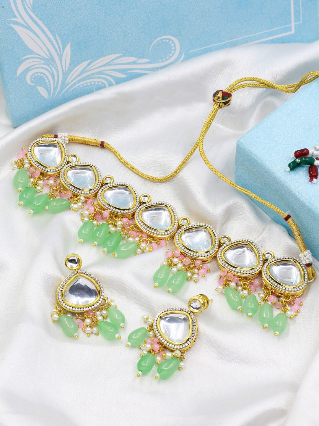 

SAIYONI Gold-Plated Kundan-Studded & Pearl Beaded Jewellery Set