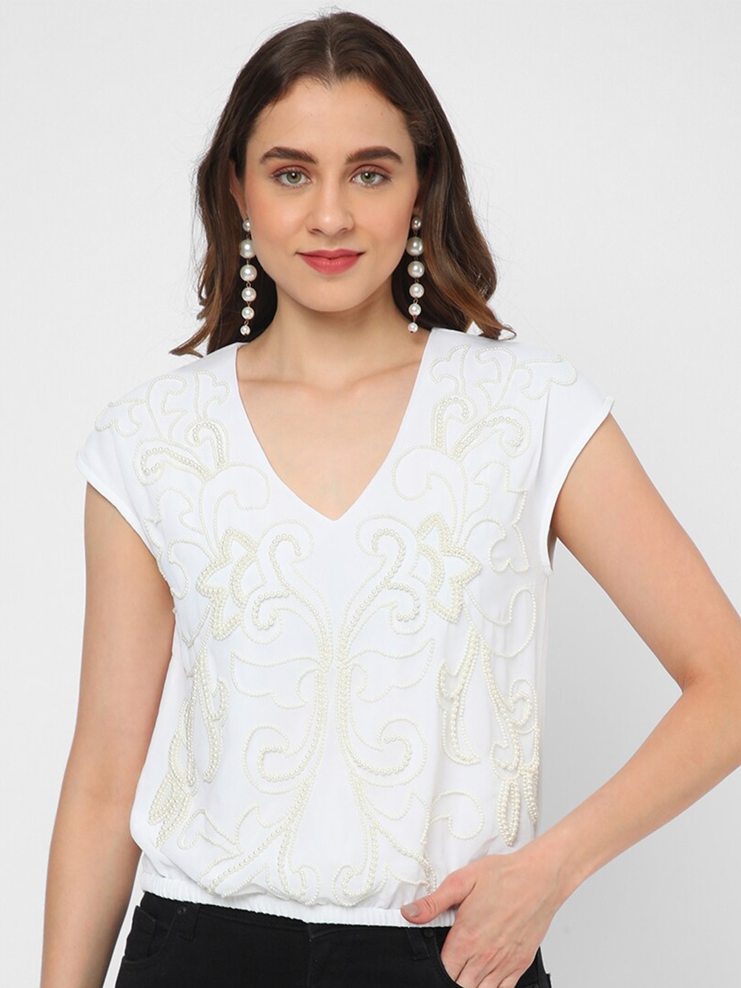 

R&B Ethnic Motifs Self Design Beads Detail V-Neck Top, White