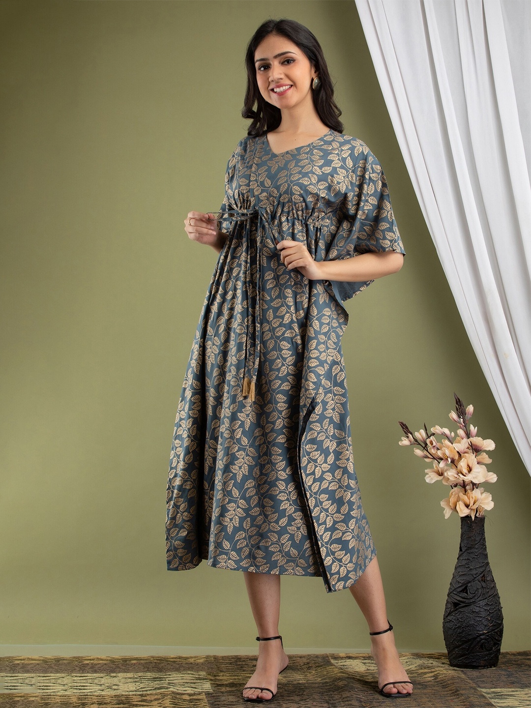 

Mialo fashion Ethnic Printed Kimono Sleeve Kaftan Dress, Charcoal