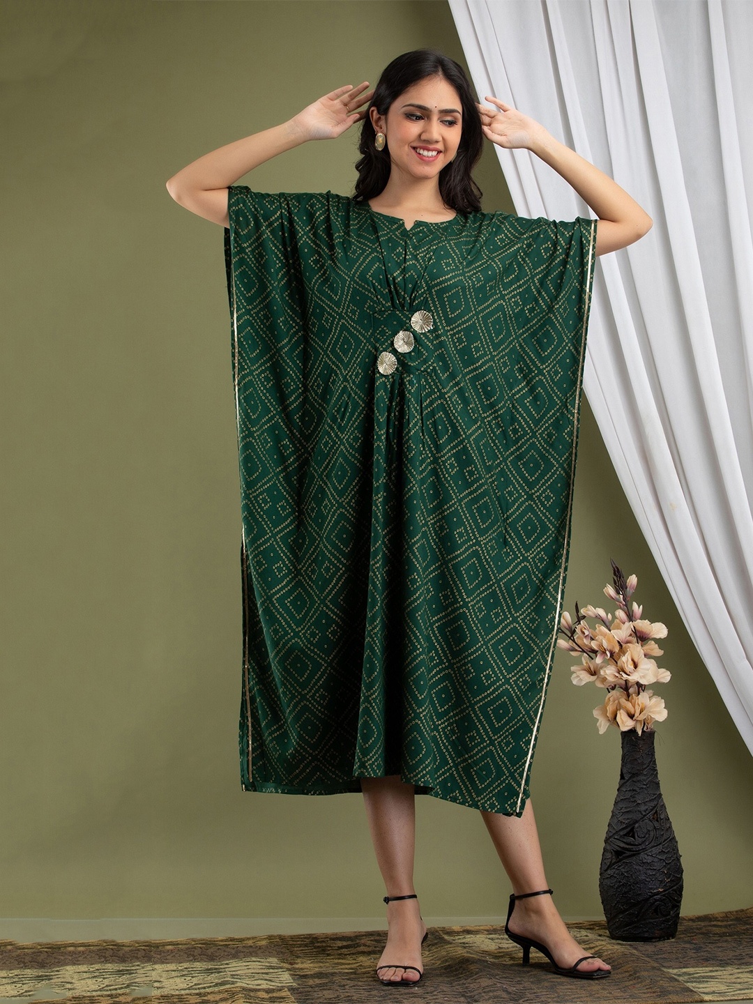 

Mialo fashion Bandhani Ethnic Printed Kimono Sleeve Kaftan Dress, Green