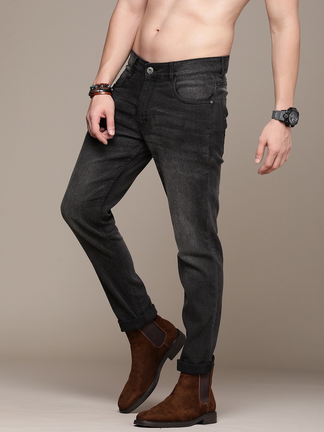 

The Roadster Life Co. Men Slim Fit Light Fade Stretchable Jeans, Charcoal