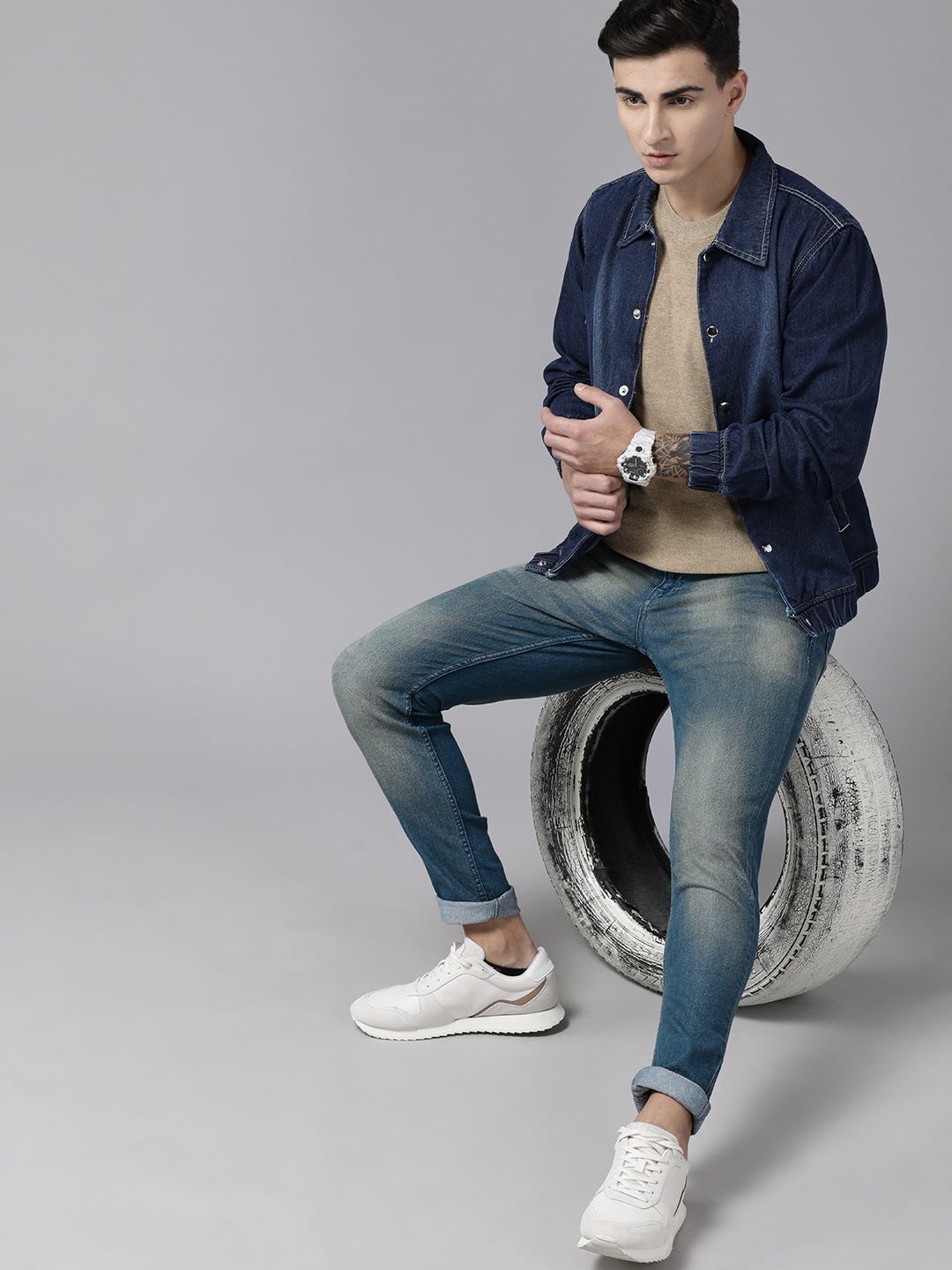 

The Roadster Lifestyle Co. Men Slim Tapered Fit Jeans, Navy blue
