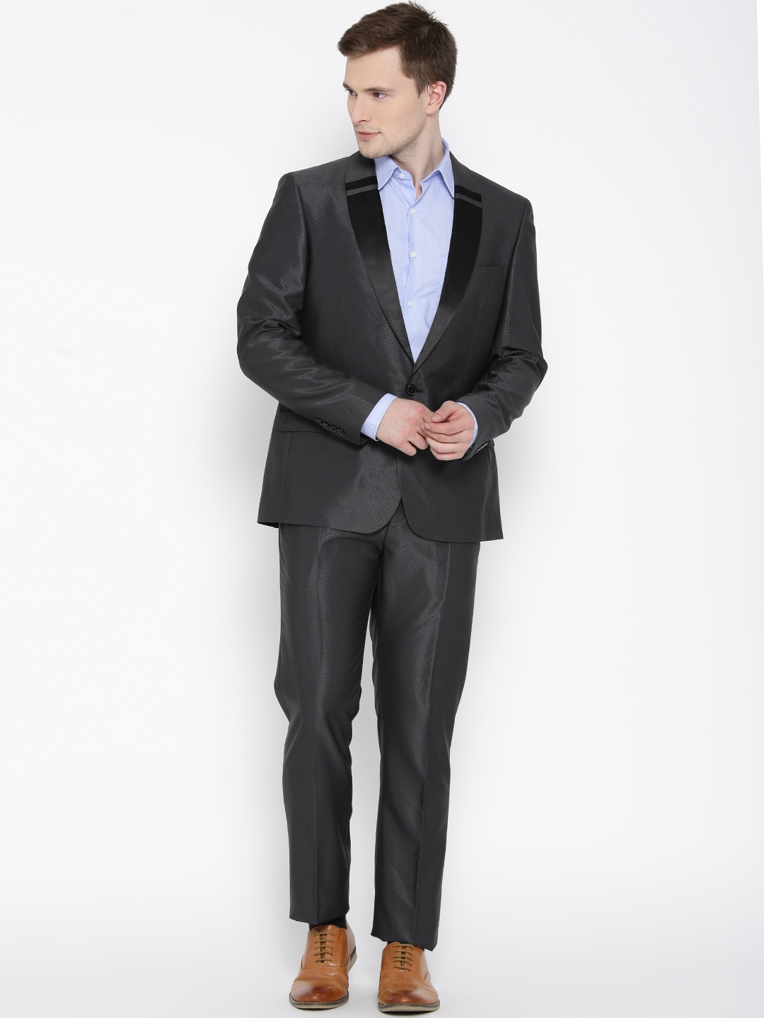 

Arrow Charcoal Grey Body Tailored Fit Single-Breasted Party Suit