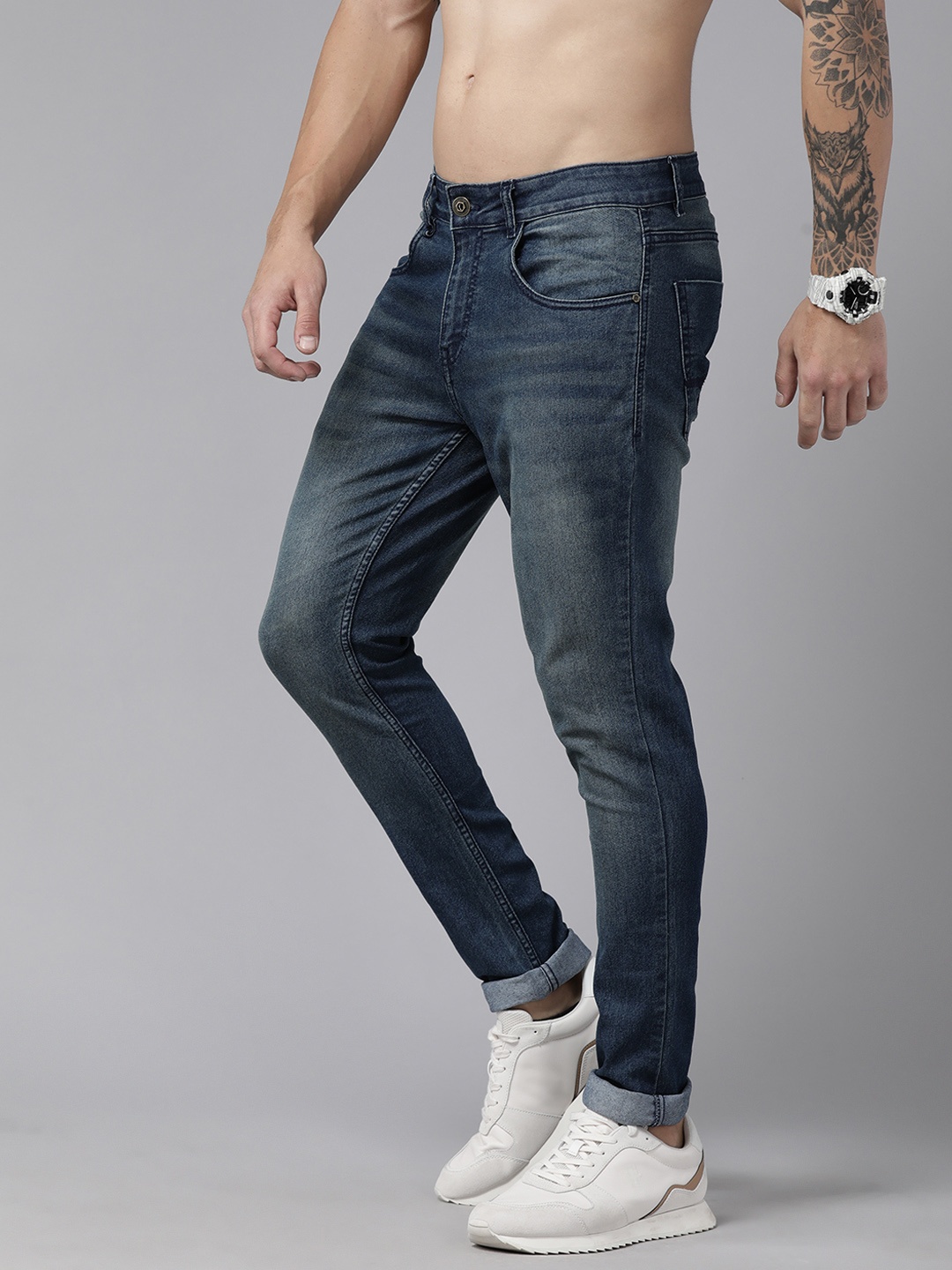 

The Roadster Lifestyle Co. Men Slim Tapered Fit Light Fade Stretchable Jeans, Navy blue