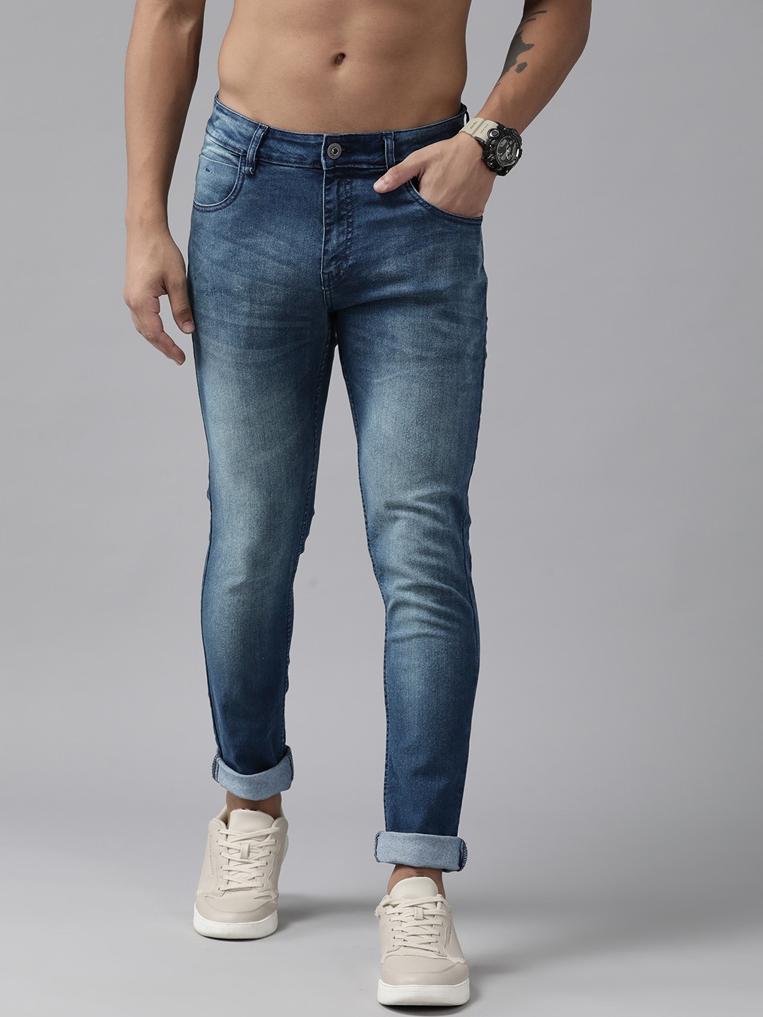 

The Roadster Lifestyle Co. Men Slim Tapered Fit Heavy Fade Stretchable Jeans, Blue