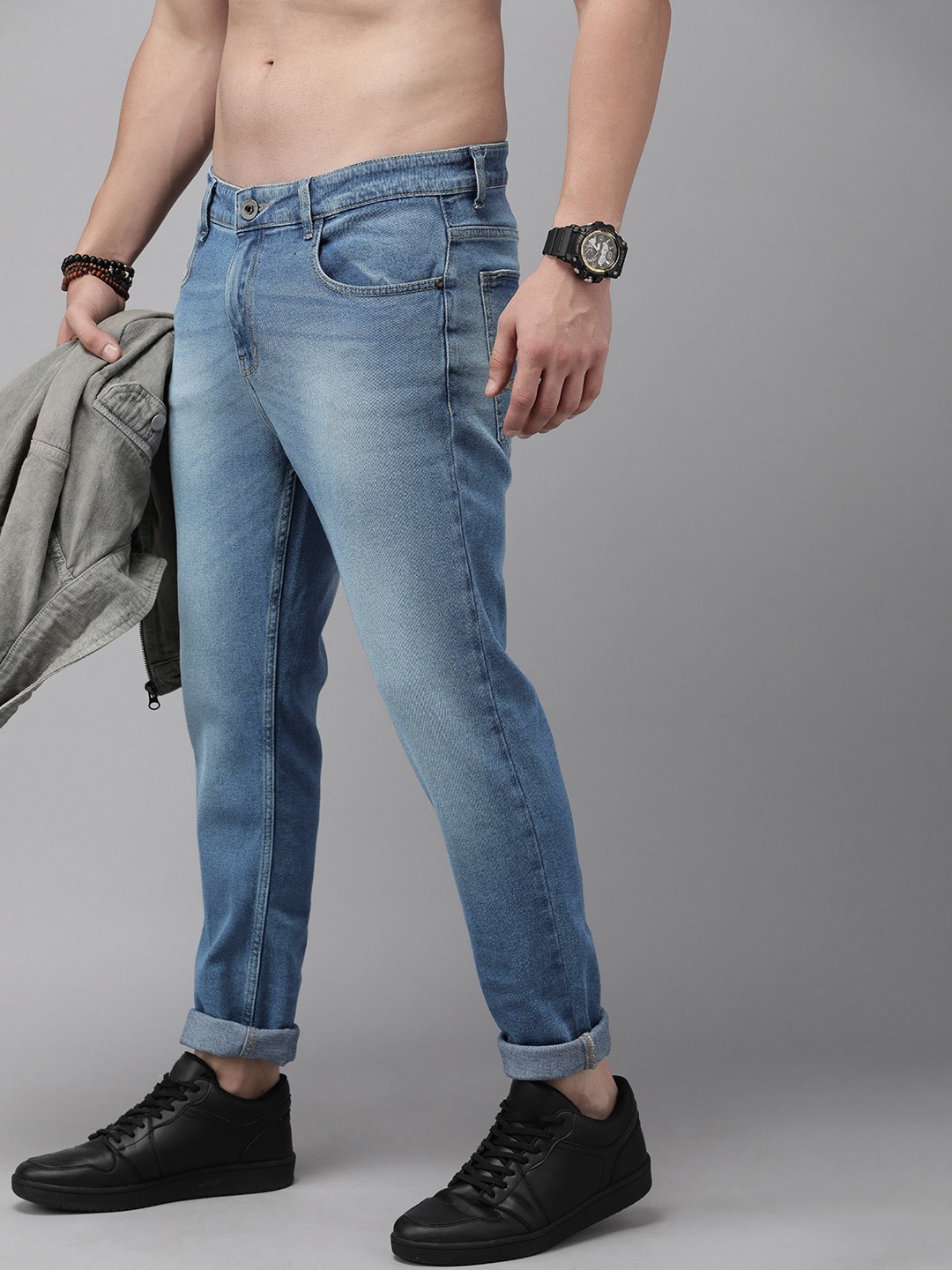 

The Roadster Life Co. Men Slim Tapered Fit Light Fade Stretchable Jeans, Blue