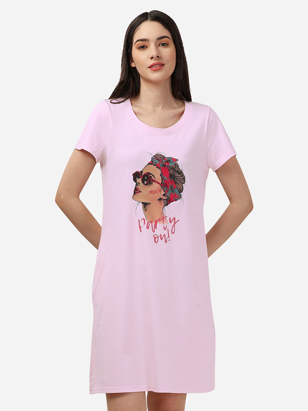 

Soie Graphic Printed Short Sleeves Knee Length Nightdress, Pink